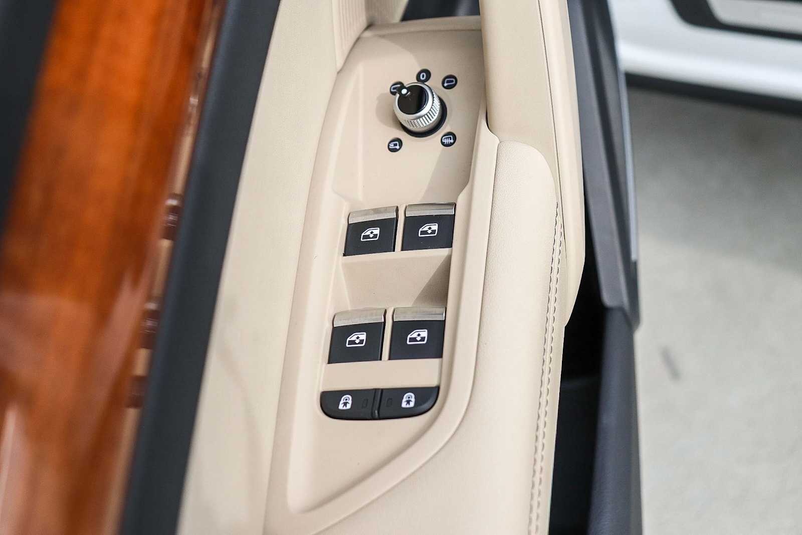 Thumbnail: 2022 Audi Q5 - 28