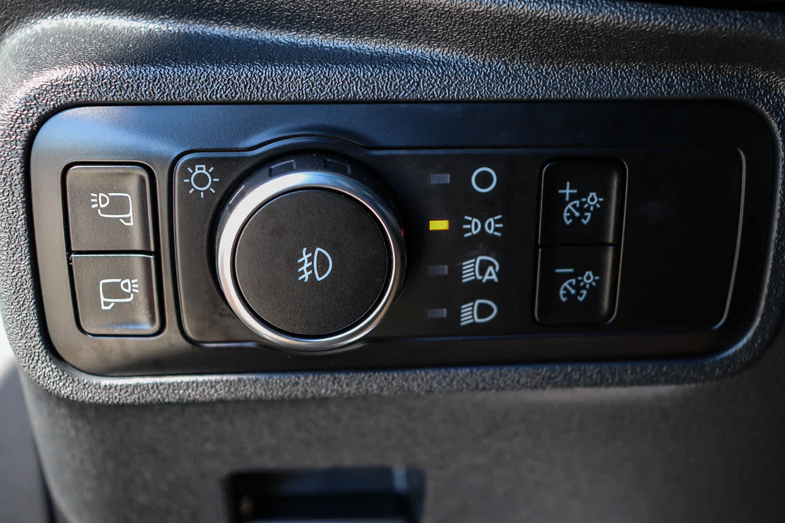 Thumbnail: 2023 Ford Bronco - 34