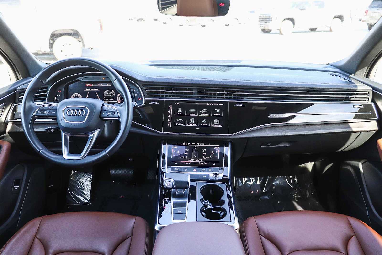 Thumbnail: 2023 Audi Q7 - 16