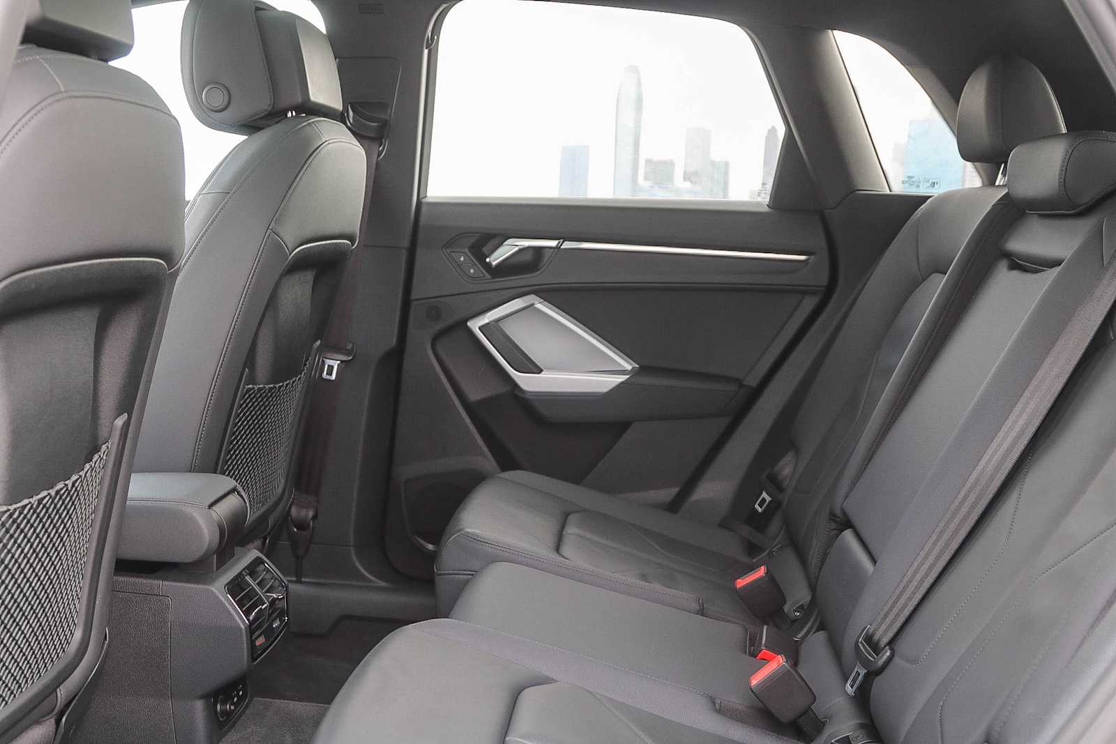 Thumbnail: 2022 Audi Q3 - 19