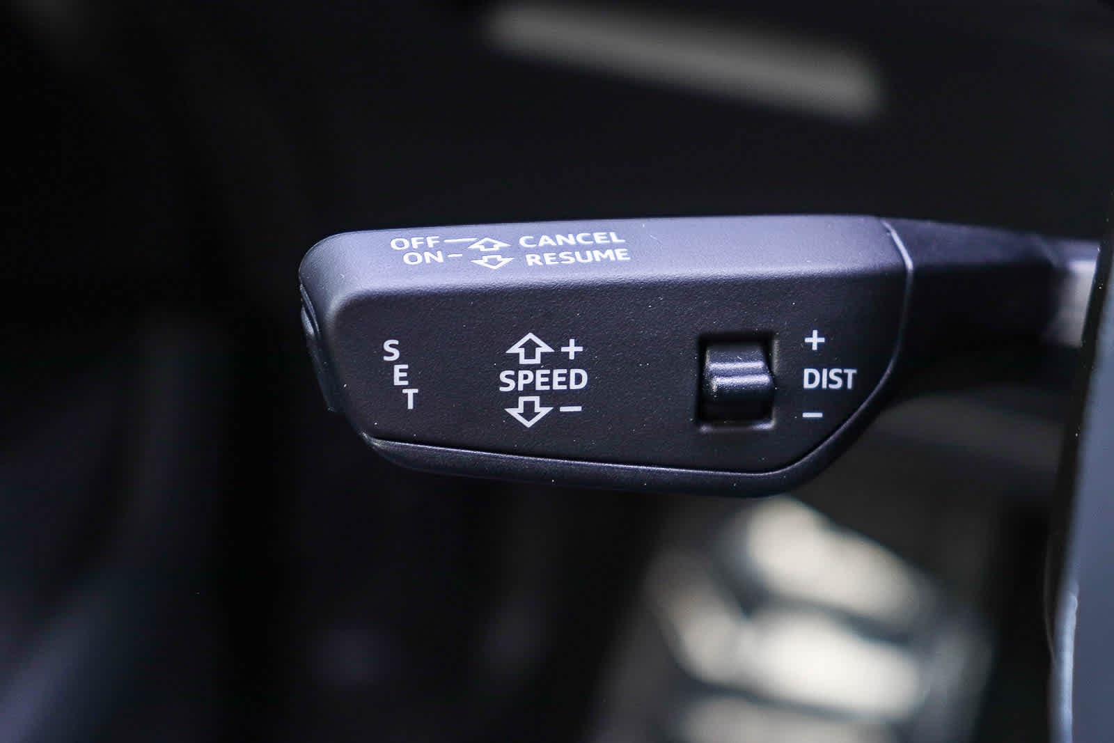 Thumbnail: 2024 Audi Q8 e-tron - 32