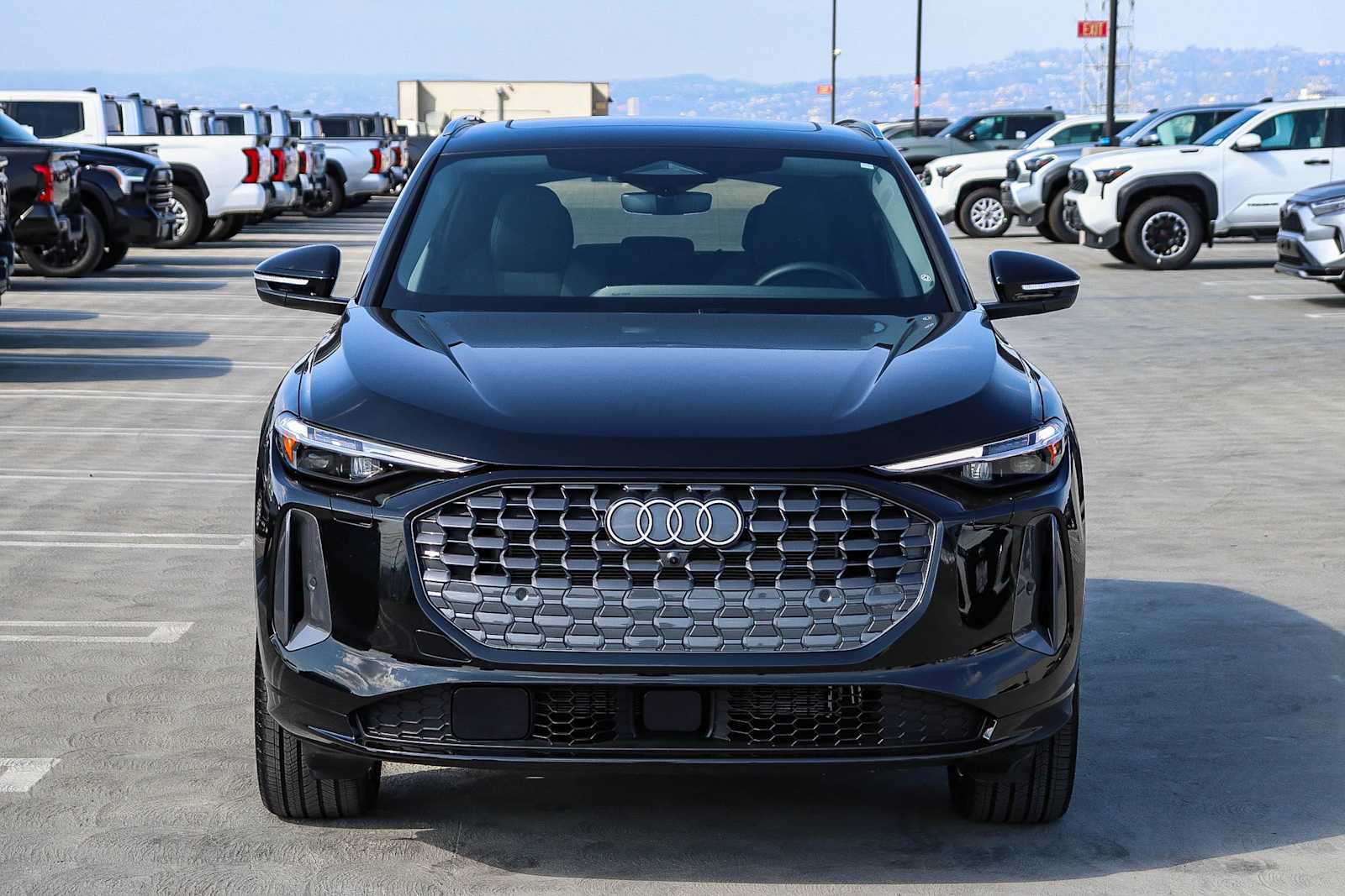 Thumbnail: 2025 Audi Q5 - 2