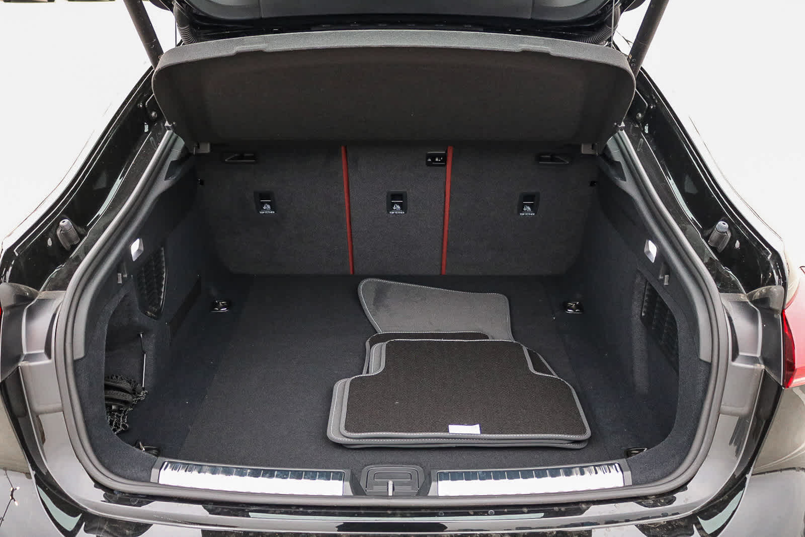 Thumbnail: 2025 Audi S5 - 42