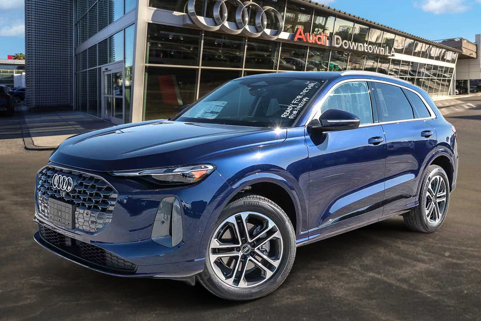 2025 Audi New Q5 Premium's photo