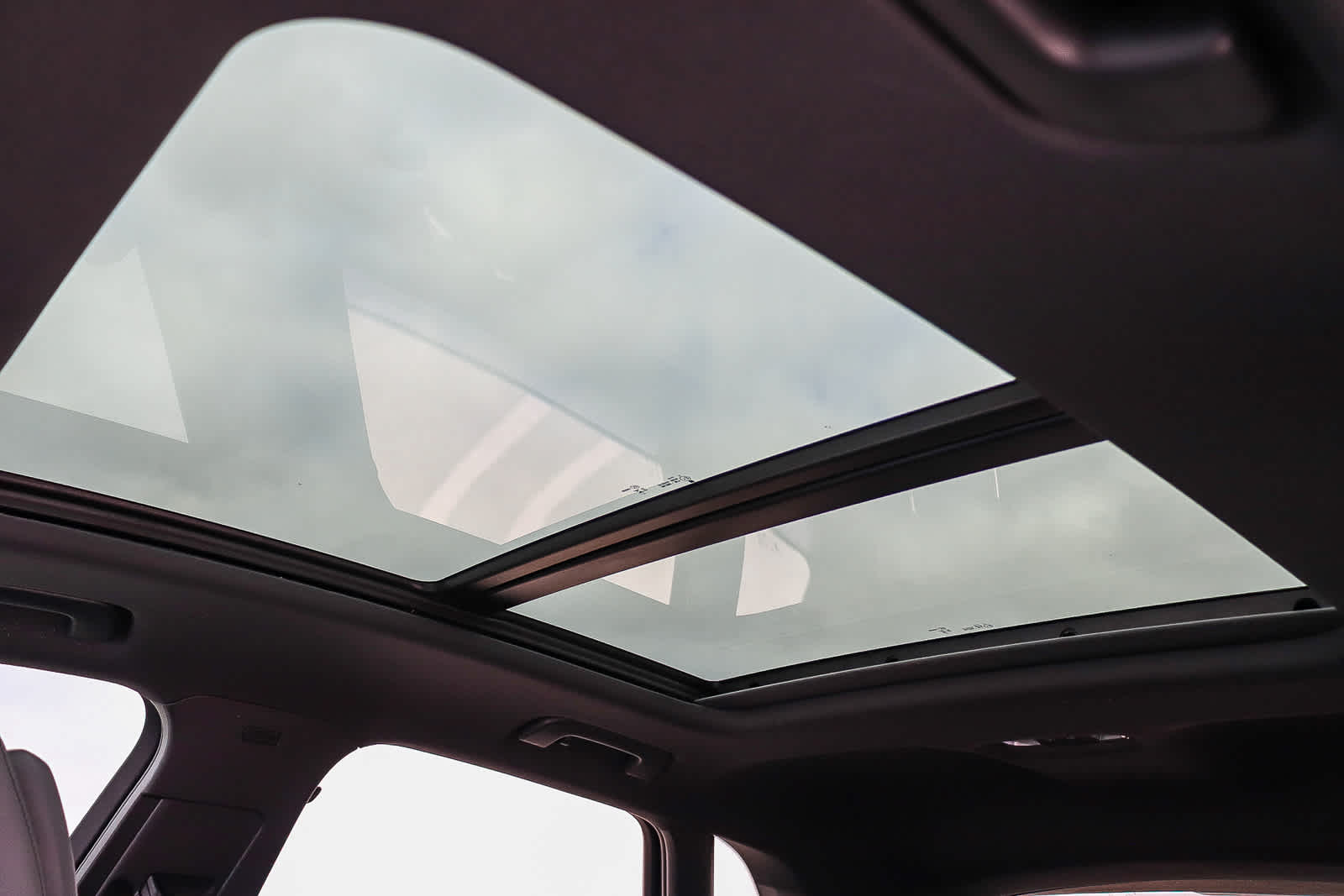 Thumbnail: 2023 Audi Q3 - 36