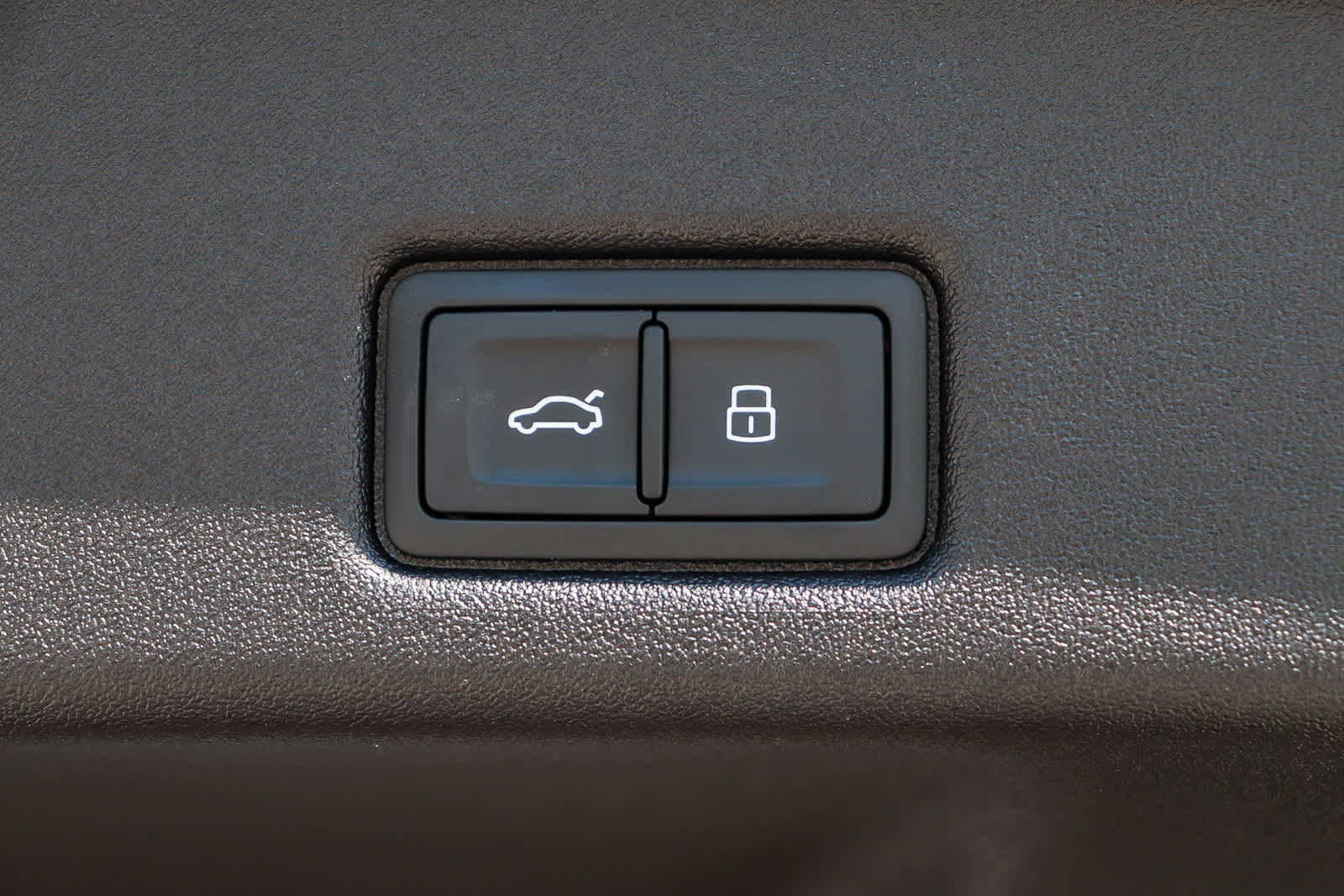 Thumbnail: 2025 Audi Q5 - 38