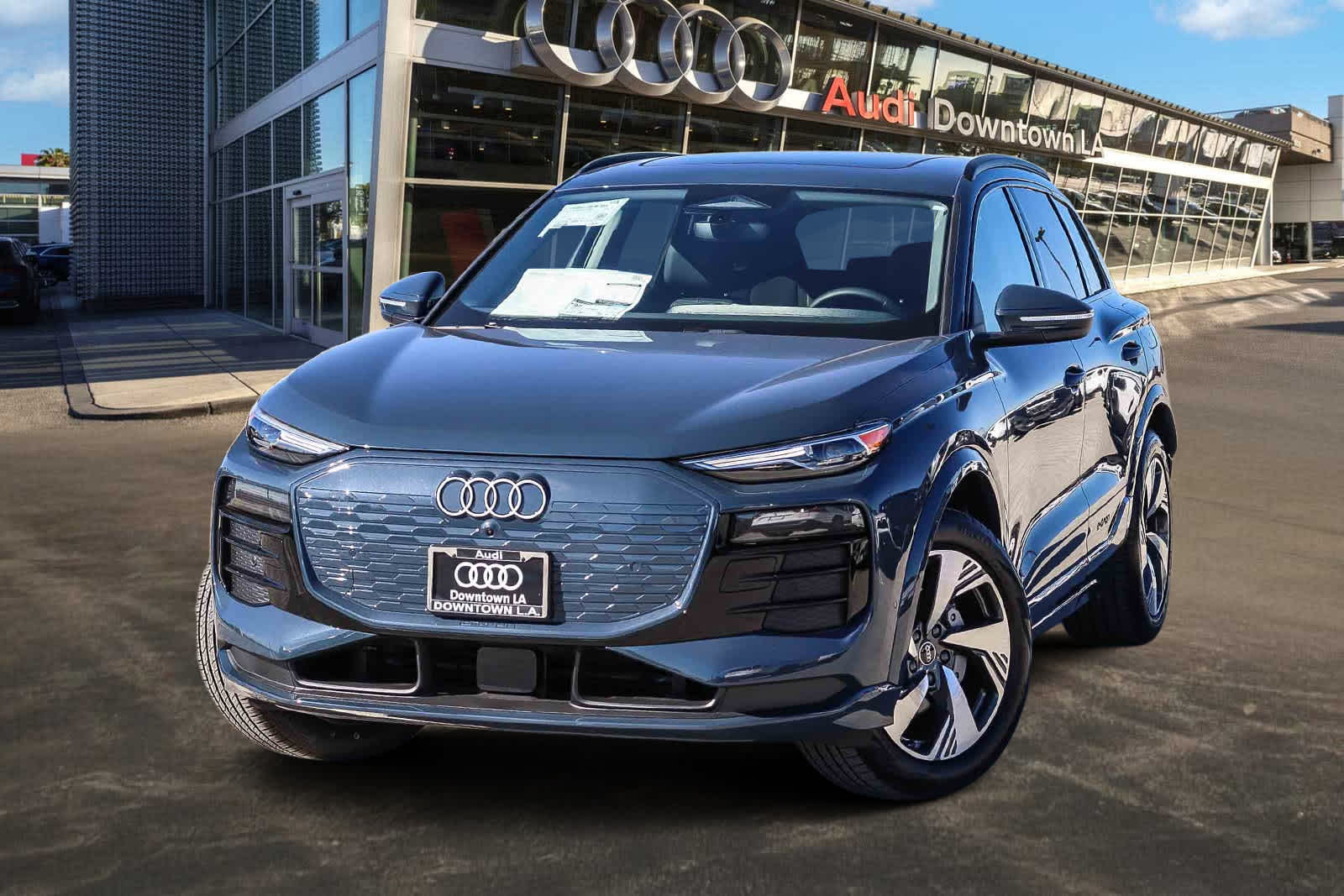 2025 Audi Q6 e-tron Premium -
                  Los Angeles, CA