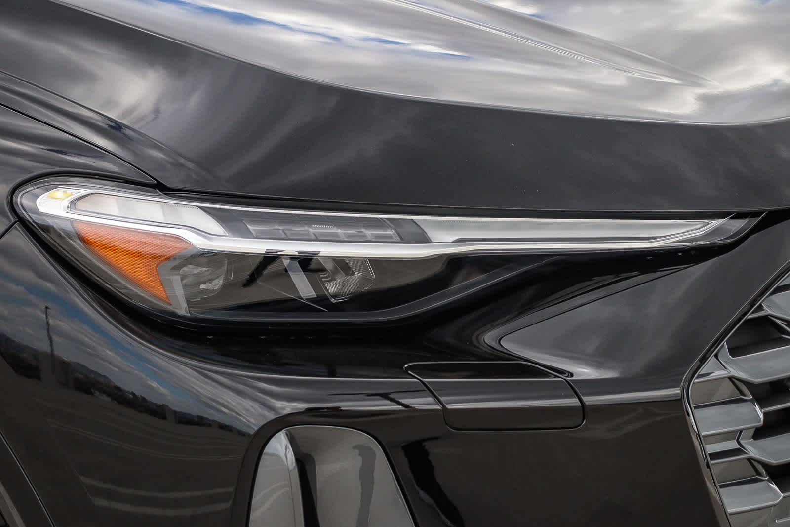 Thumbnail: 2025 Audi Q5 - 6