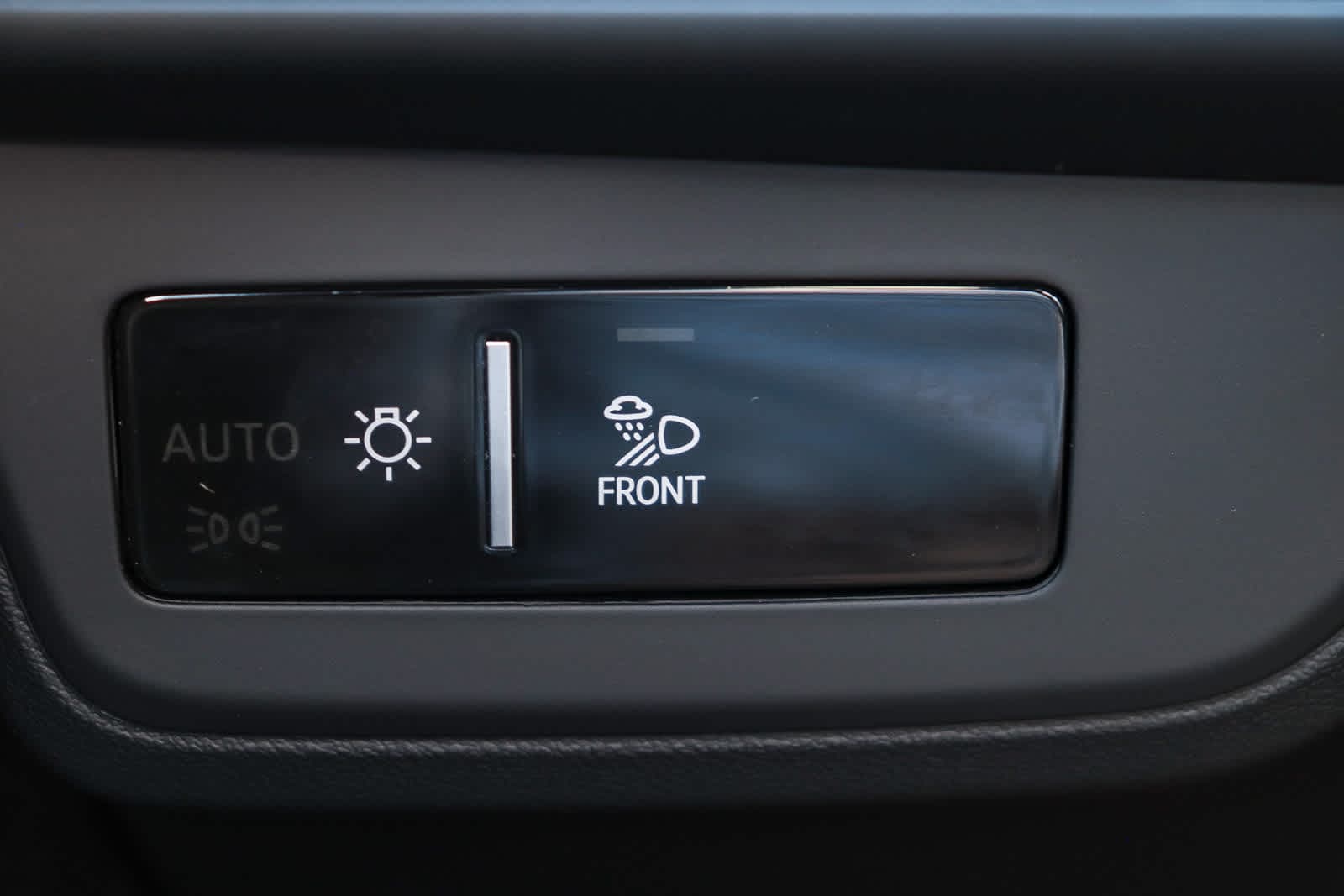 Thumbnail: 2025 Audi RS e-tron GT - 32