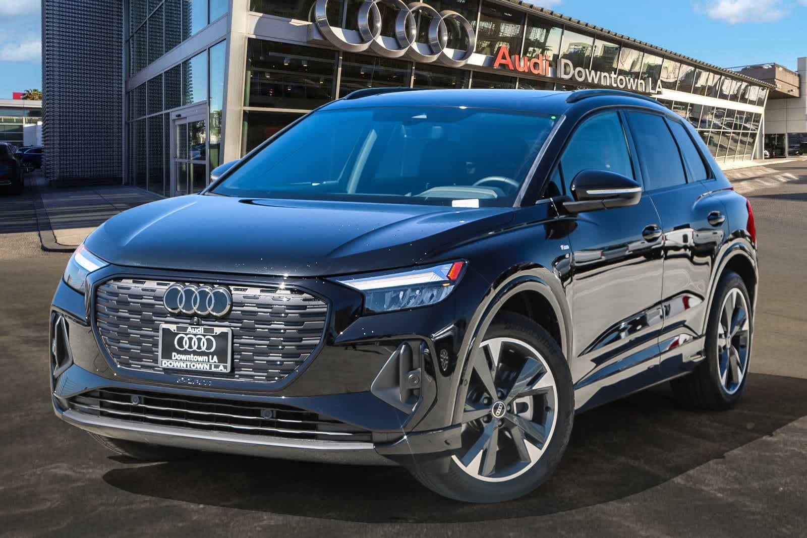 2024 Audi Q4 e-tron Premium Plus -
                  Los Angeles, CA