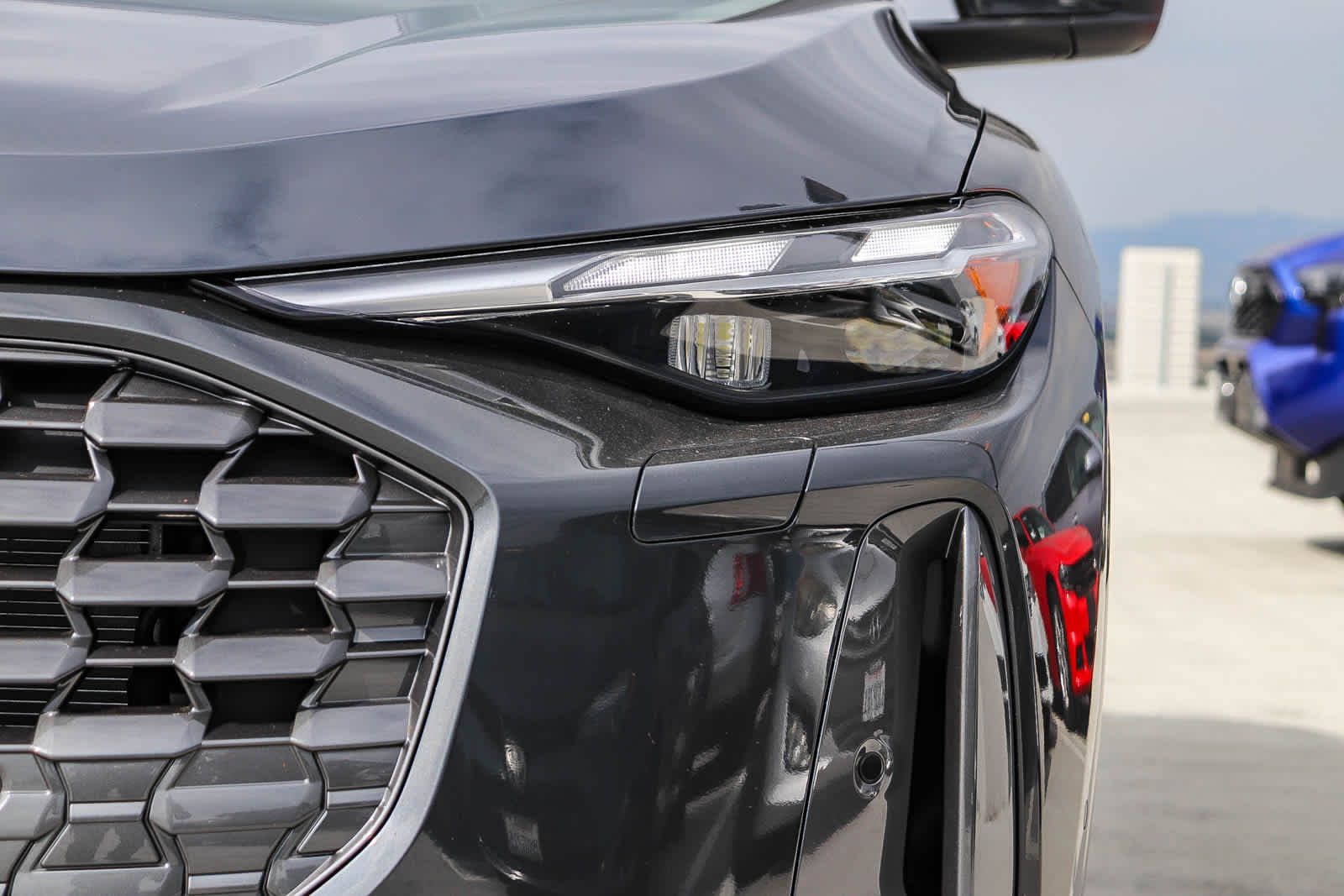 Thumbnail: 2025 Audi Q5 - 4