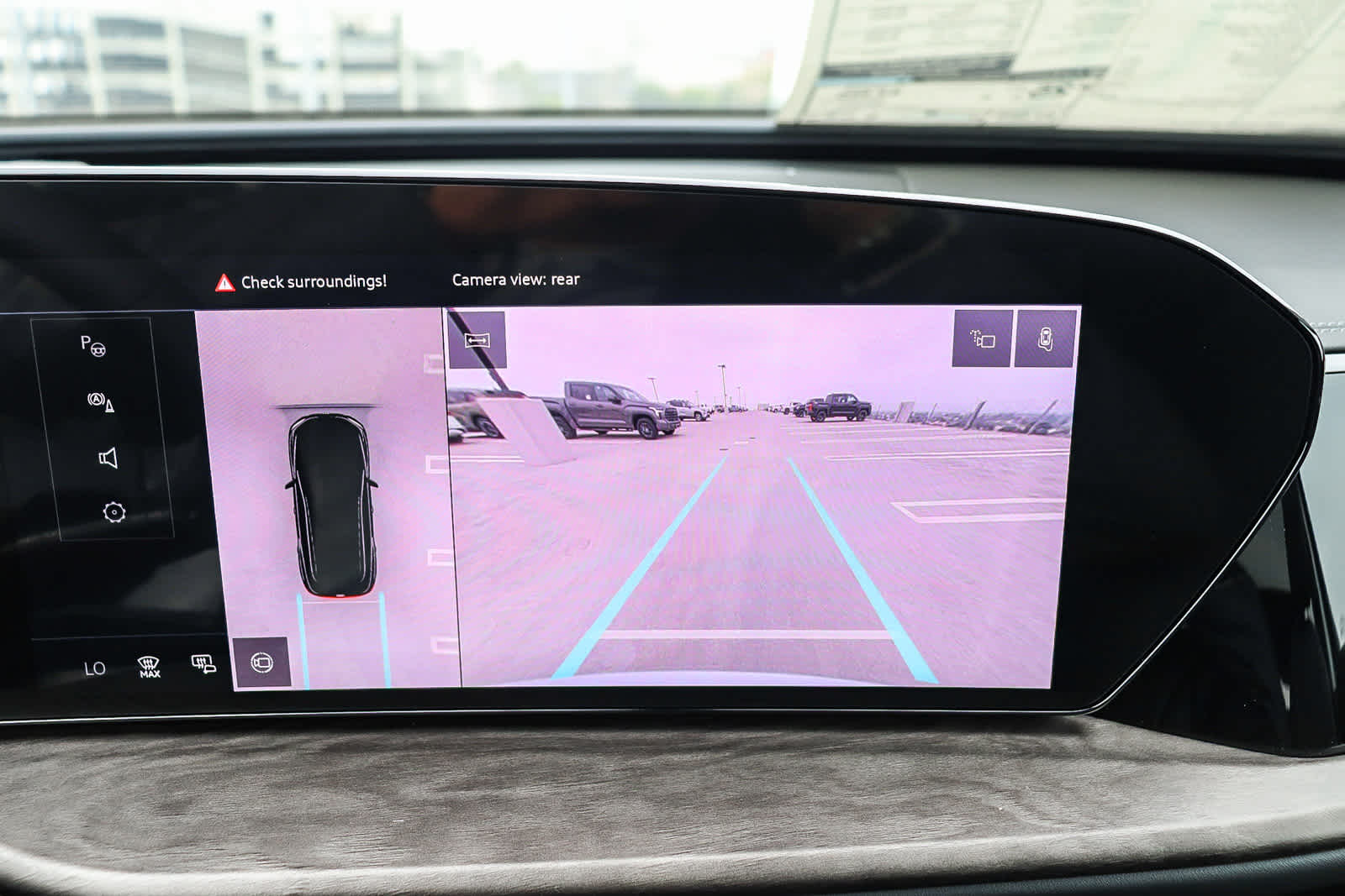 Thumbnail: 2025 Audi Q5 - 33