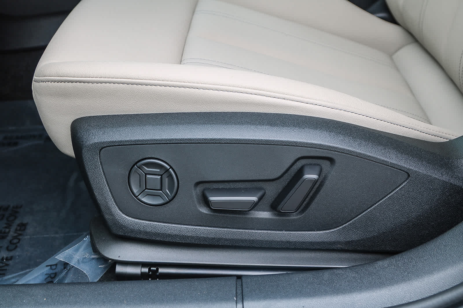 Thumbnail: 2025 Audi A3 - 21