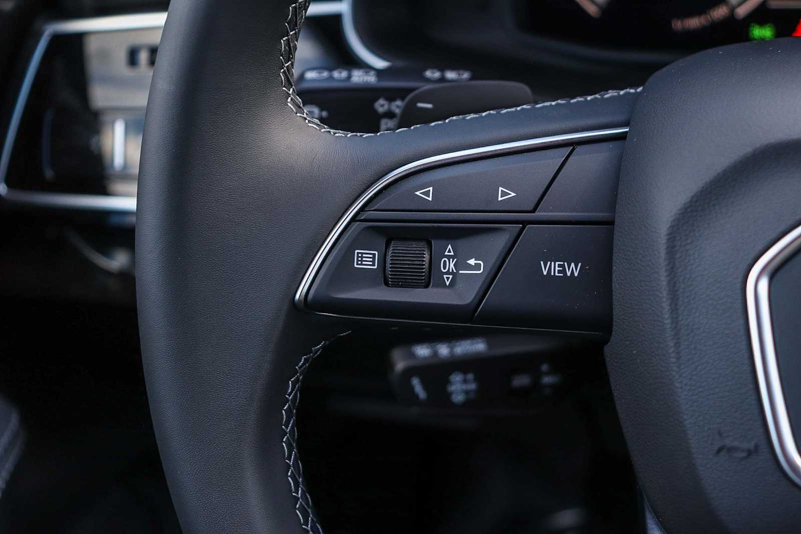 Thumbnail: 2026 Audi Q7 - 20