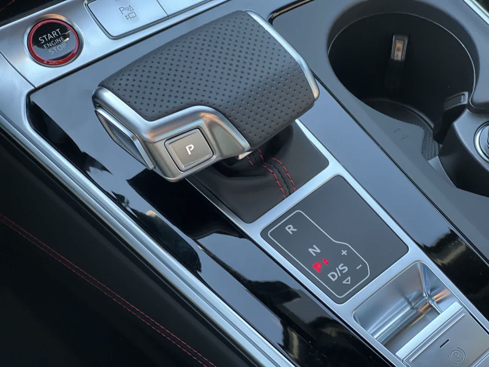 Thumbnail: 2025 Audi S6 - 18