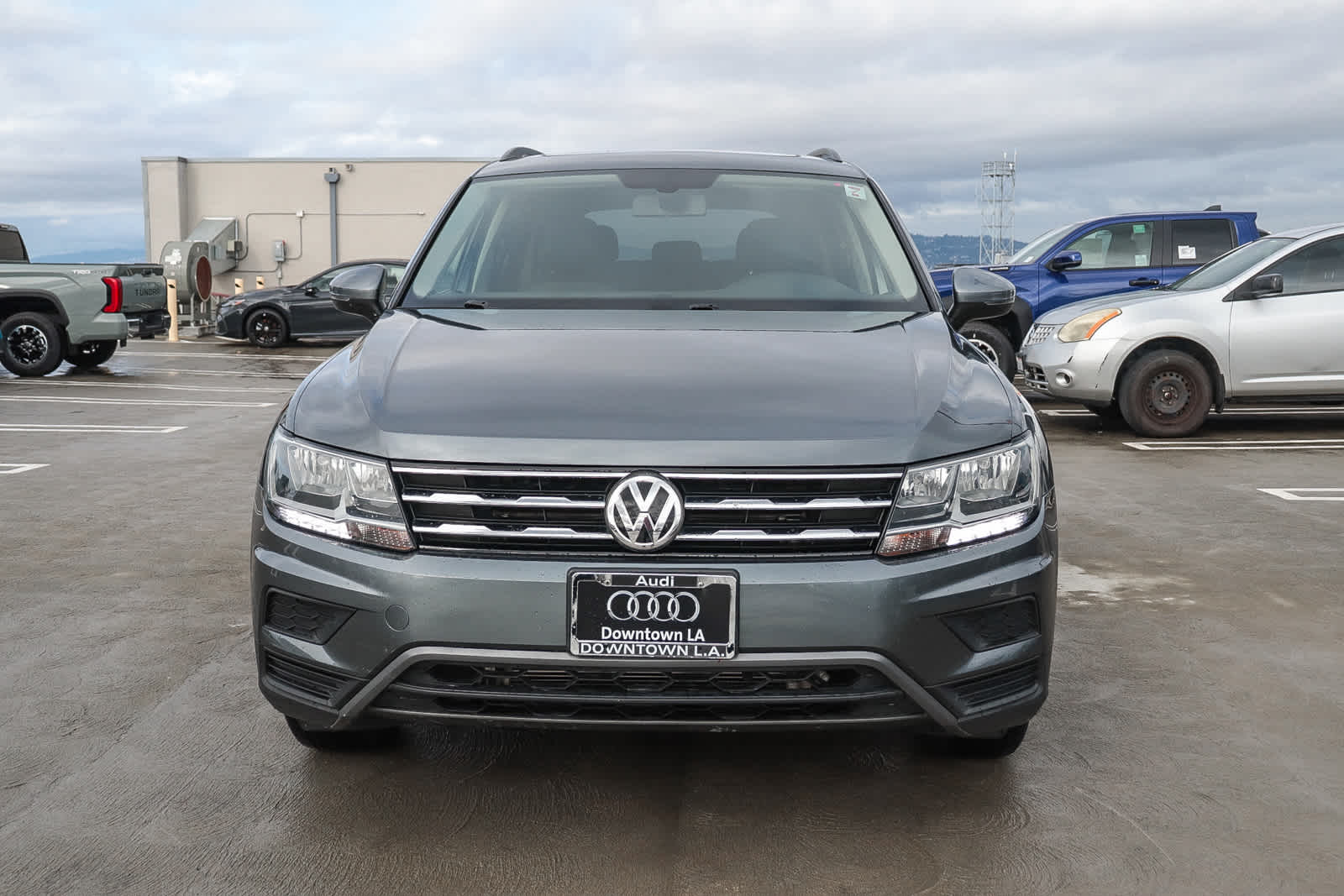 Thumbnail: 2020 Volkswagen Tiguan - 2