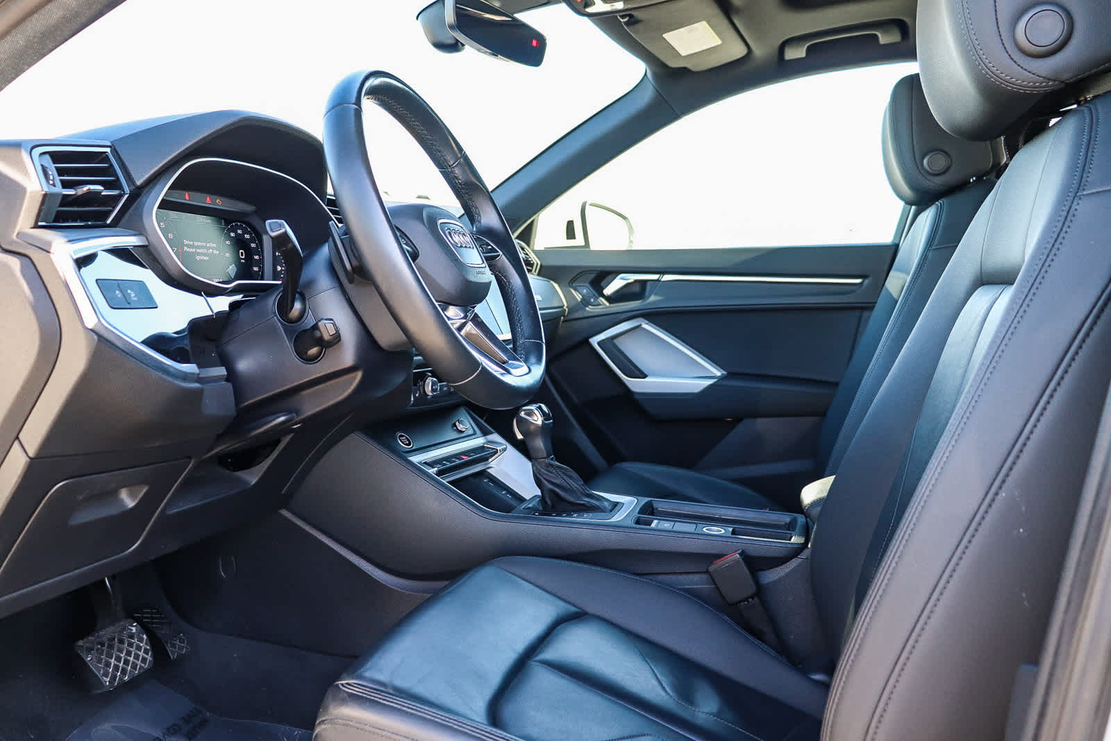 Thumbnail: 2022 Audi Q3 - 24