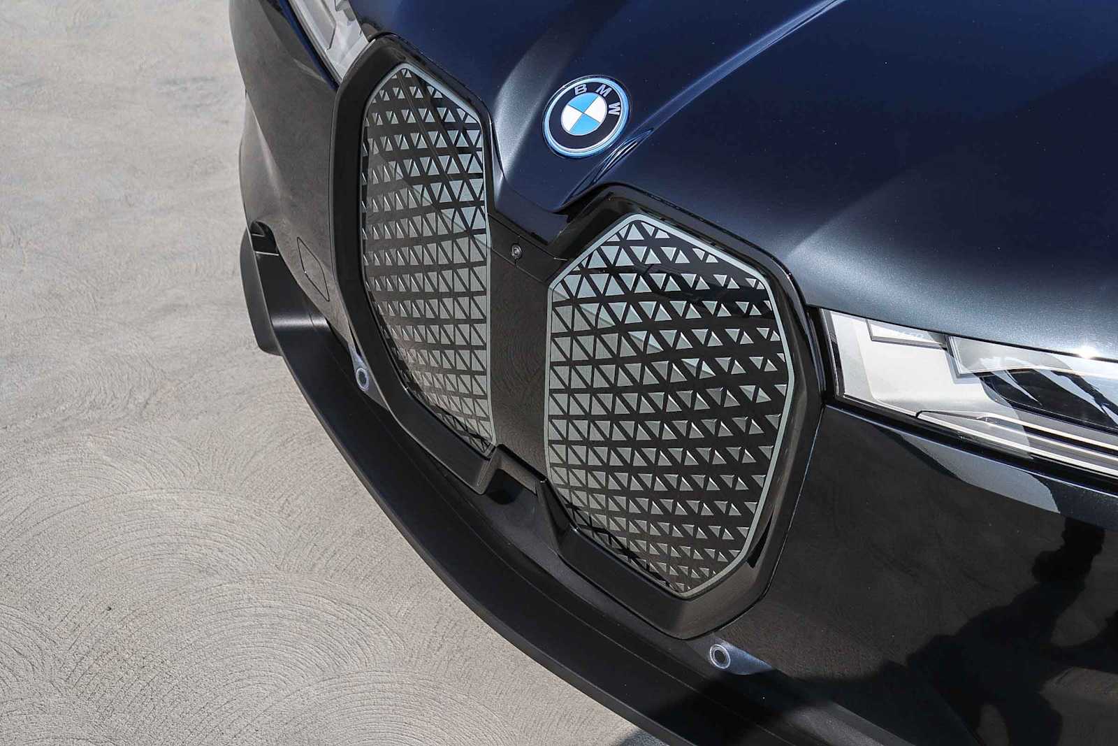 Thumbnail: 2024 BMW iX - 7