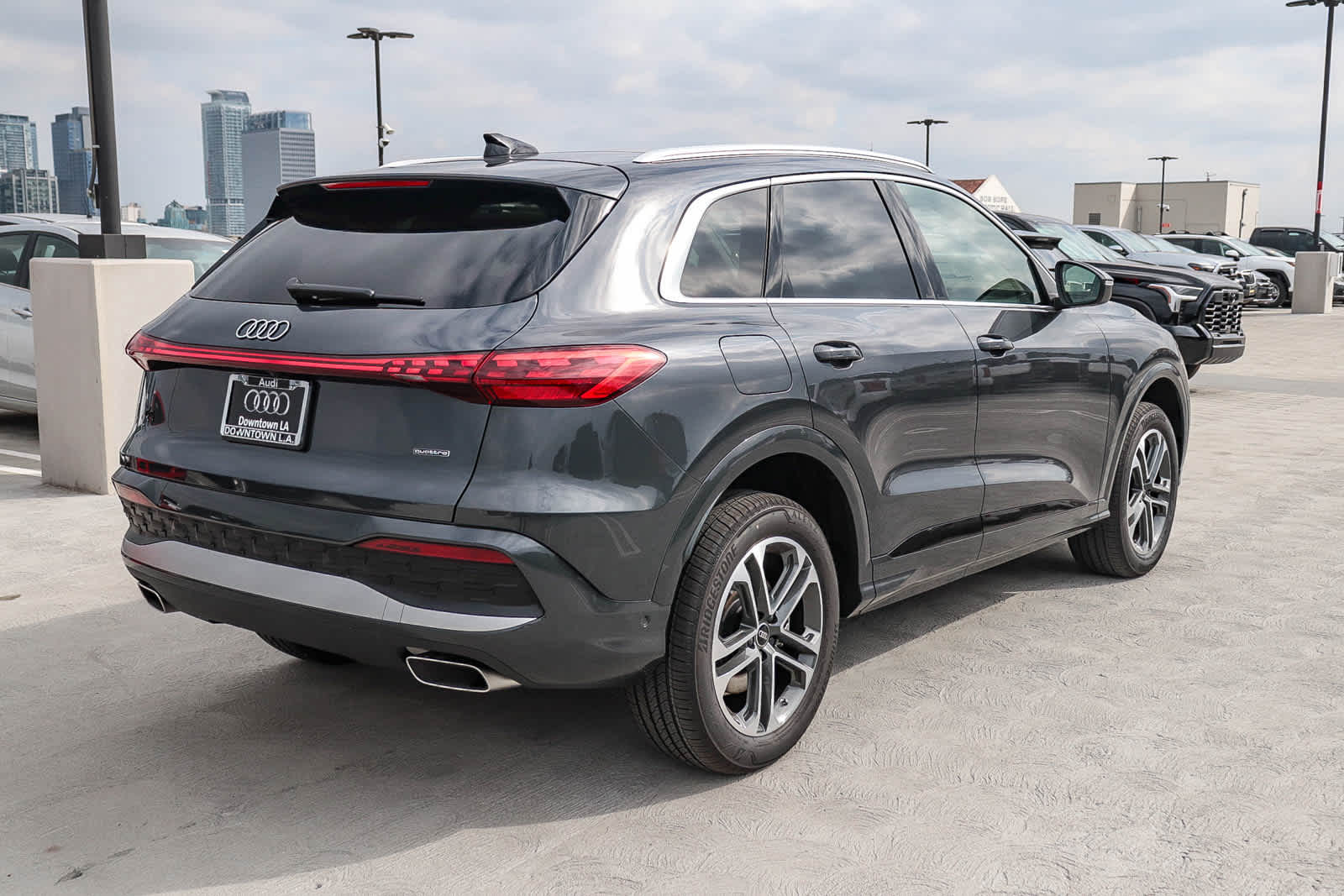 Thumbnail: 2025 Audi Q5 - 7