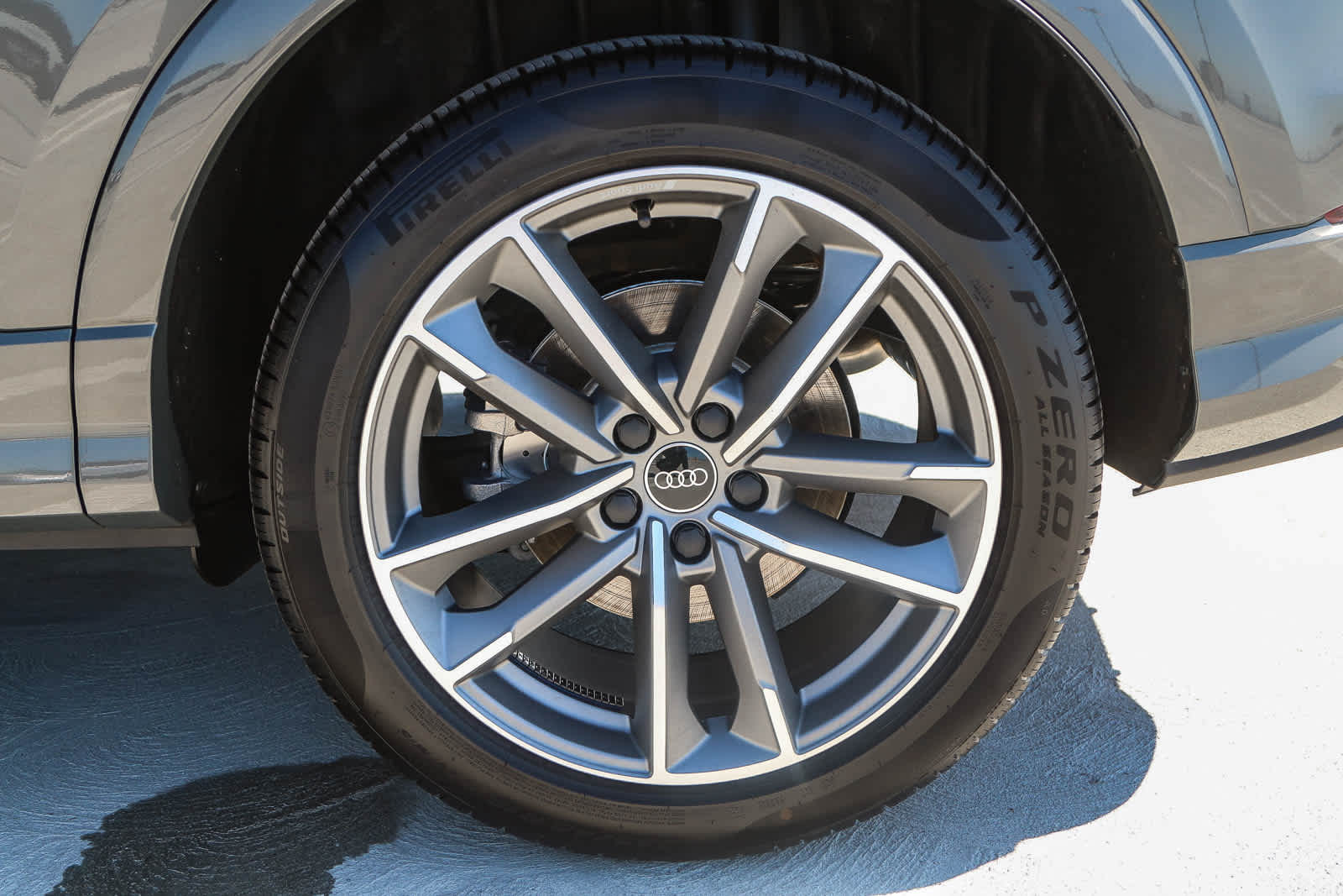 Thumbnail: 2025 Audi Q3 - 15