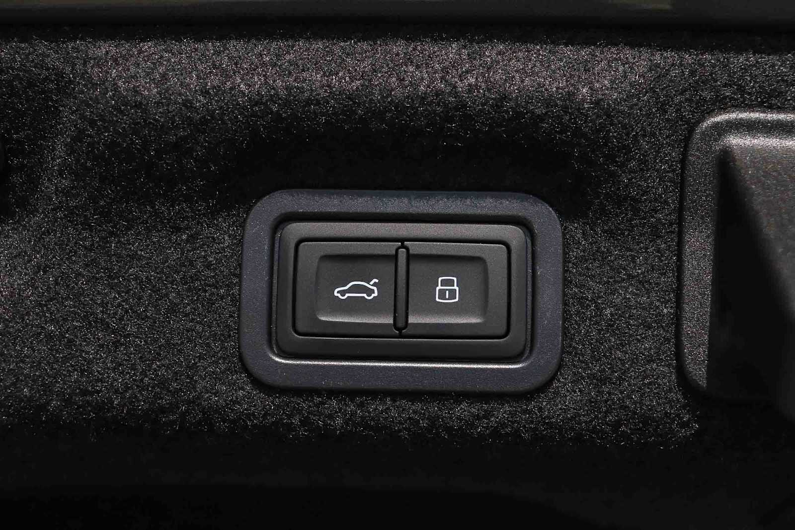 Thumbnail: 2026 Audi A6 - 37