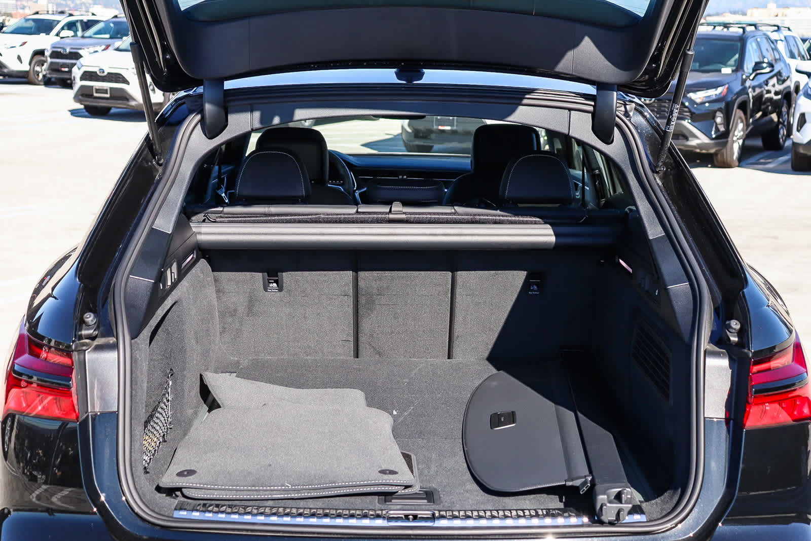 Thumbnail: 2025 Audi A6 - 39