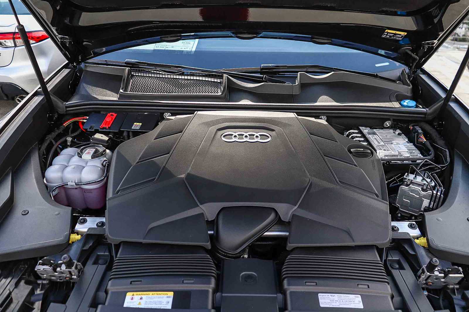 Thumbnail: 2026 Audi Q8 - 40