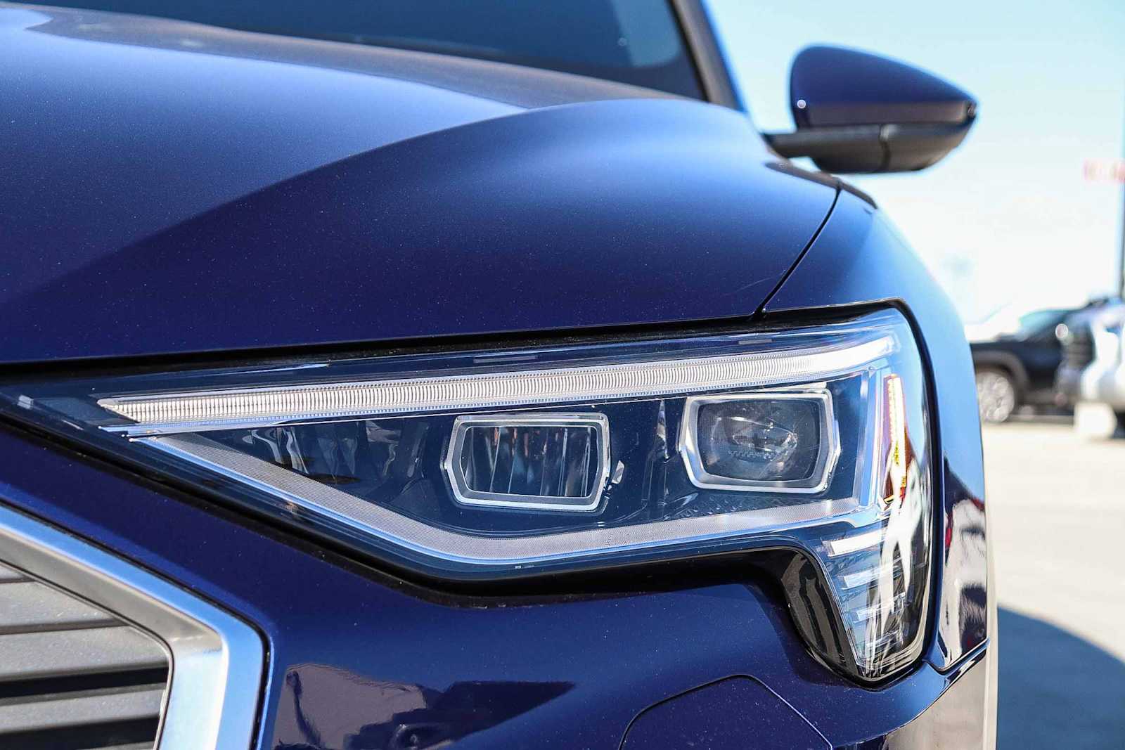 Thumbnail: 2022 Audi e-tron - 7