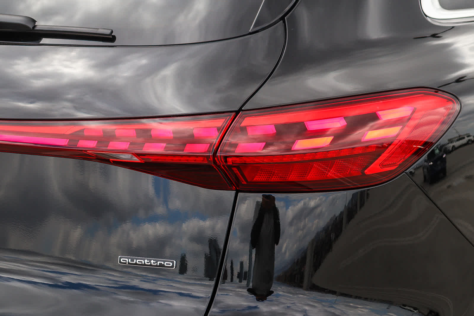 Thumbnail: 2025 Audi Q5 - 10