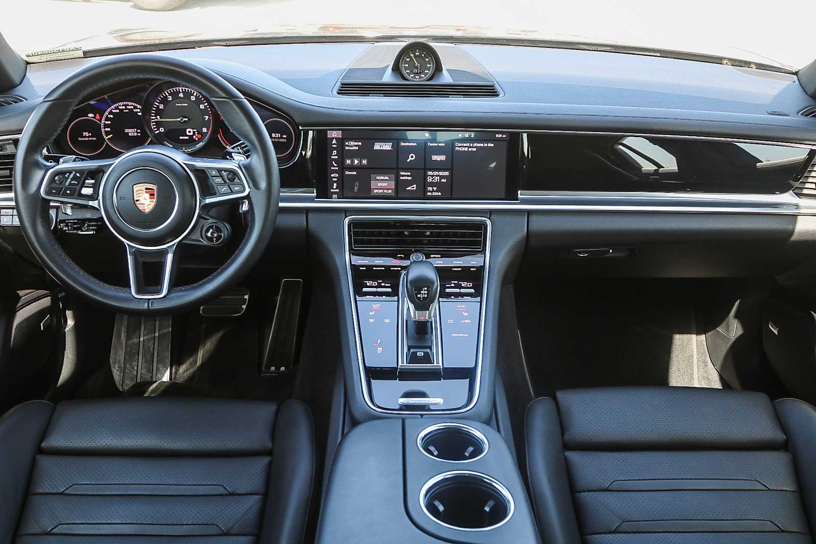 Thumbnail: 2020 Porsche Panamera - 14