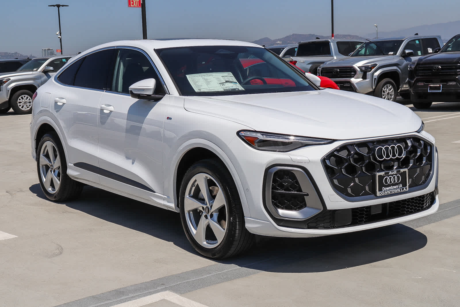 Thumbnail: 2025 Audi Q5 - 3