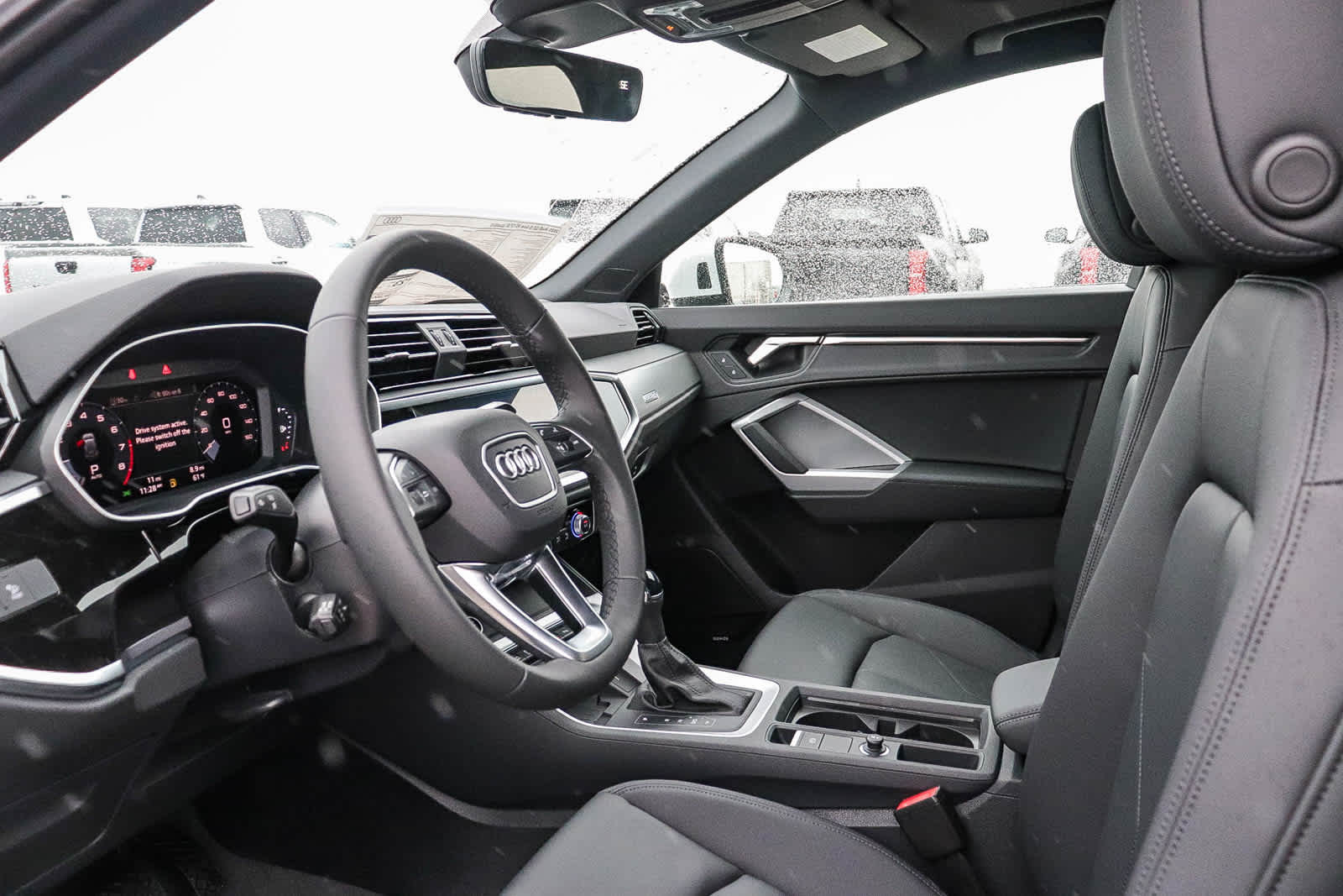 Thumbnail: 2025 Audi Q3 - 21