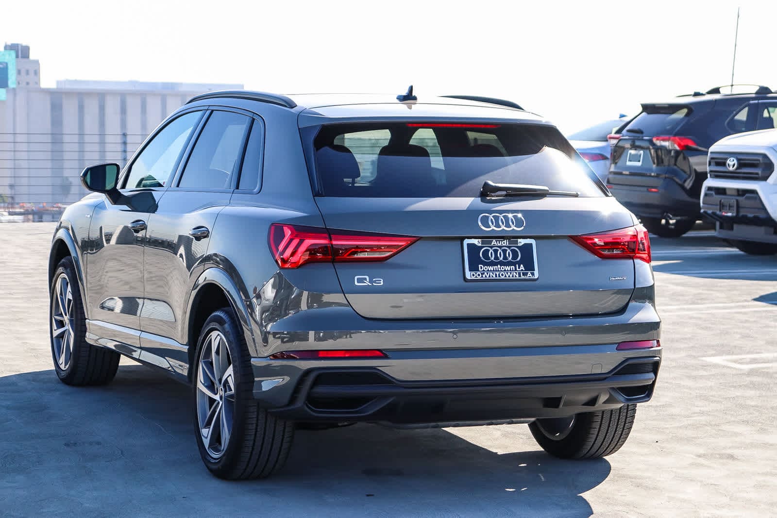 Thumbnail: 2025 Audi Q3 - 6