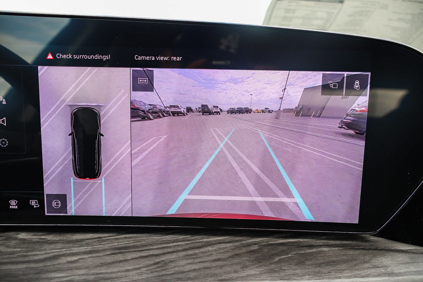 Thumbnail: 2025 Audi Q5 - 35