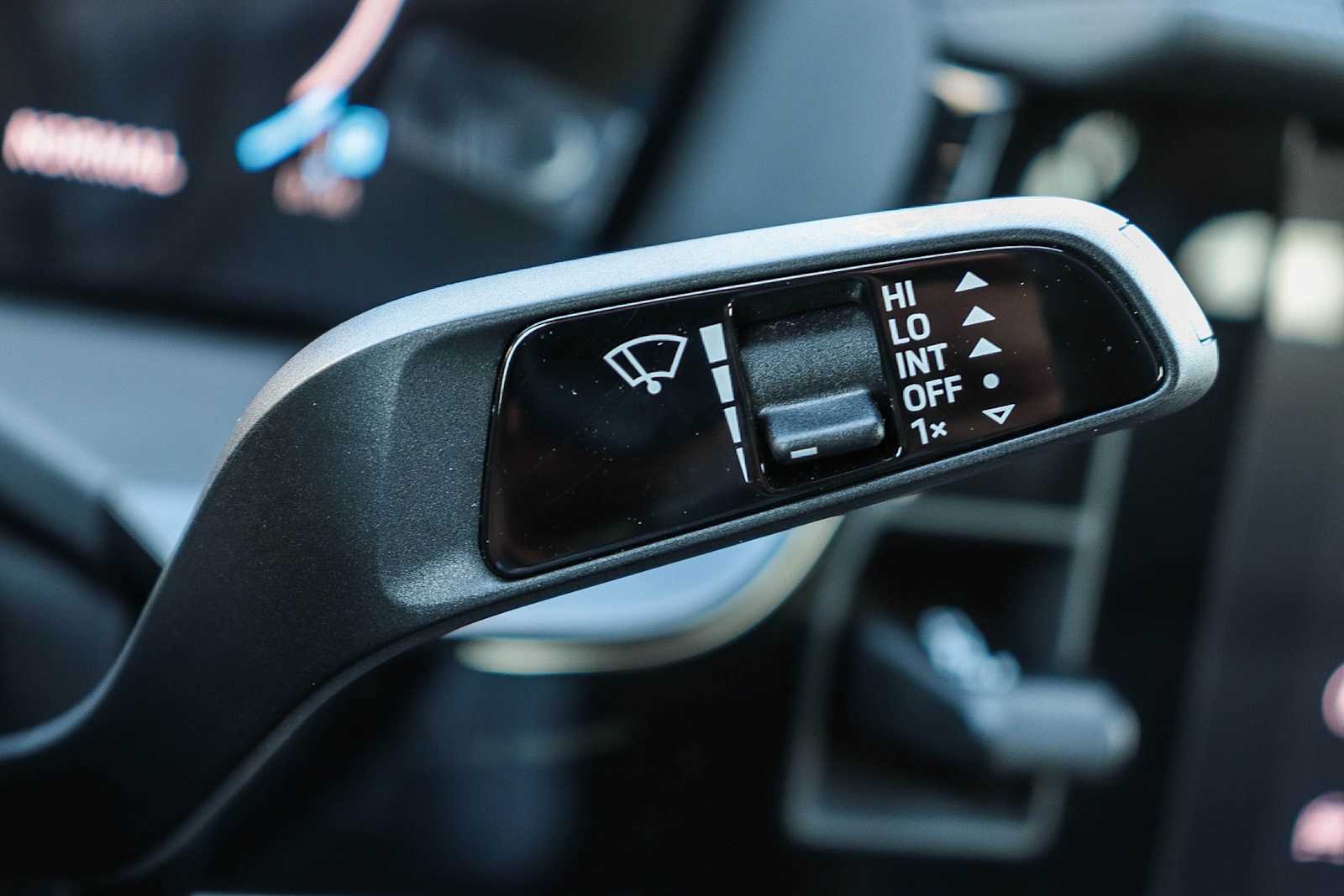 Thumbnail: 2025 Porsche Panamera - 31