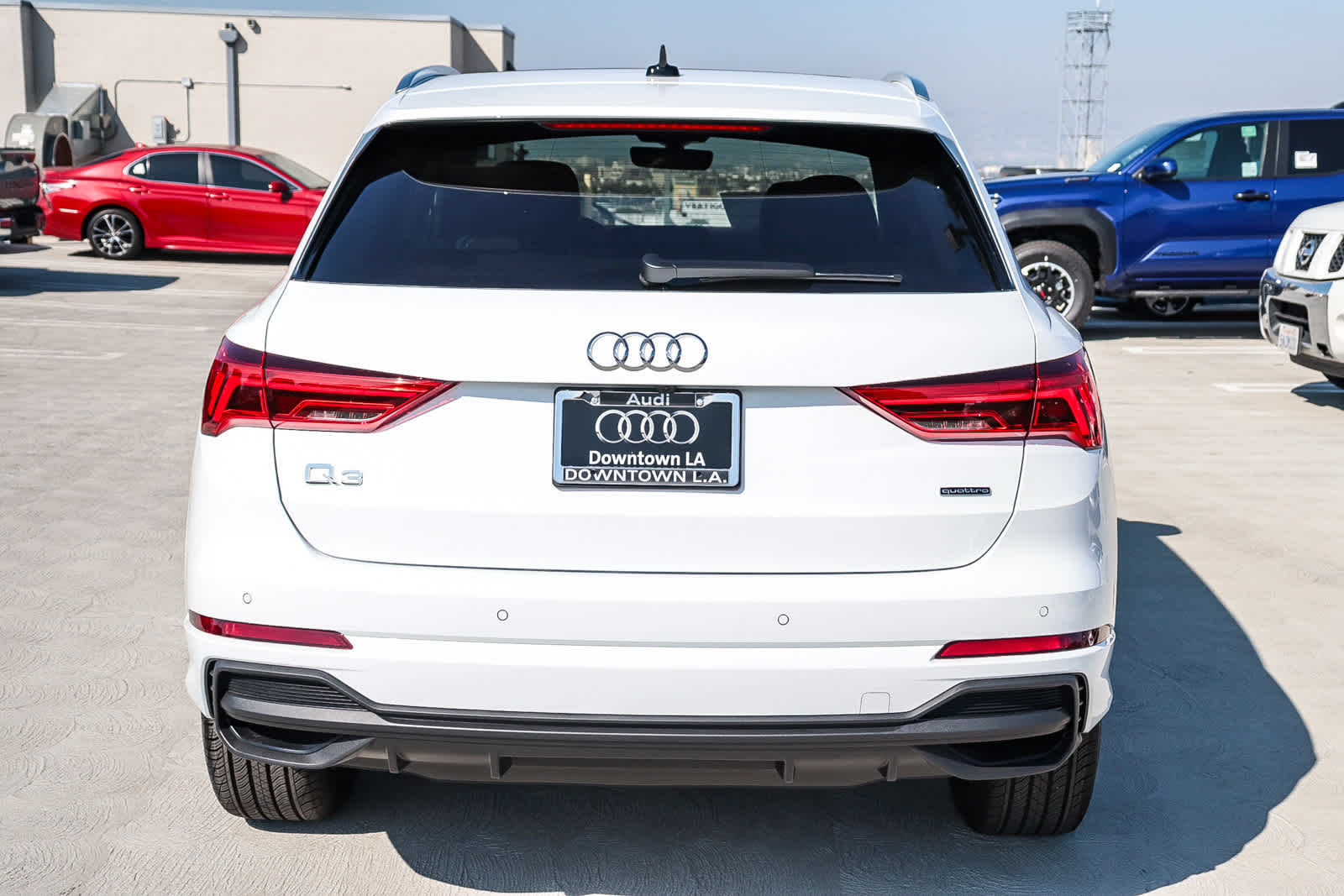 Thumbnail: 2025 Audi Q3 - 8