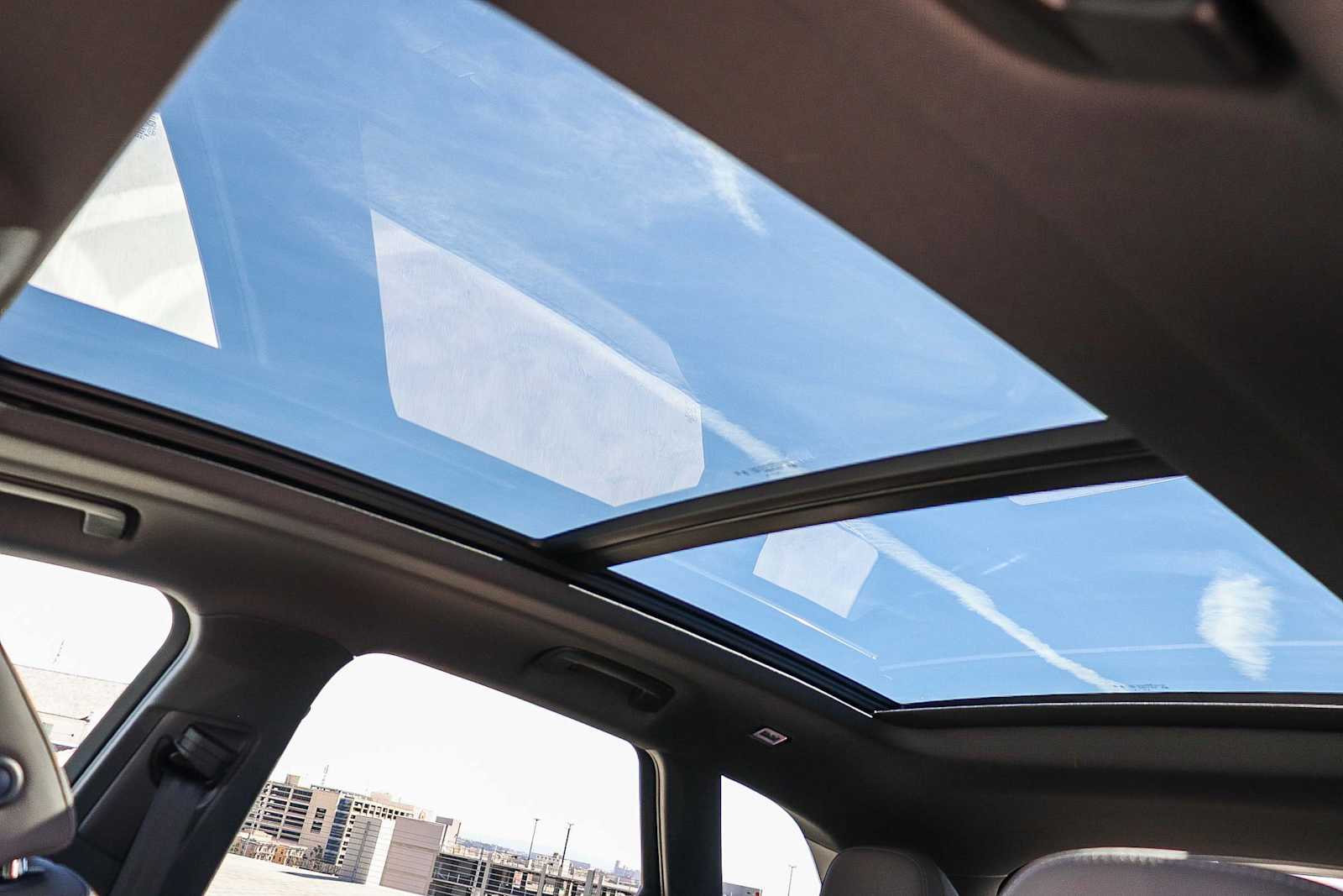 Thumbnail: 2025 Audi Q5 - 34