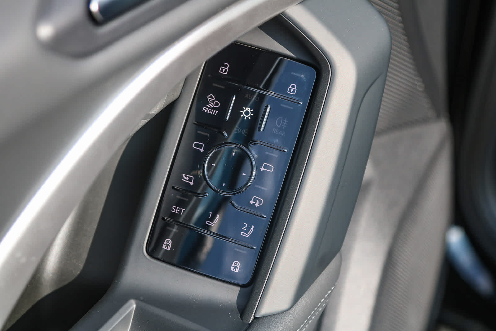 Thumbnail: 2025 Audi Q5 - 31