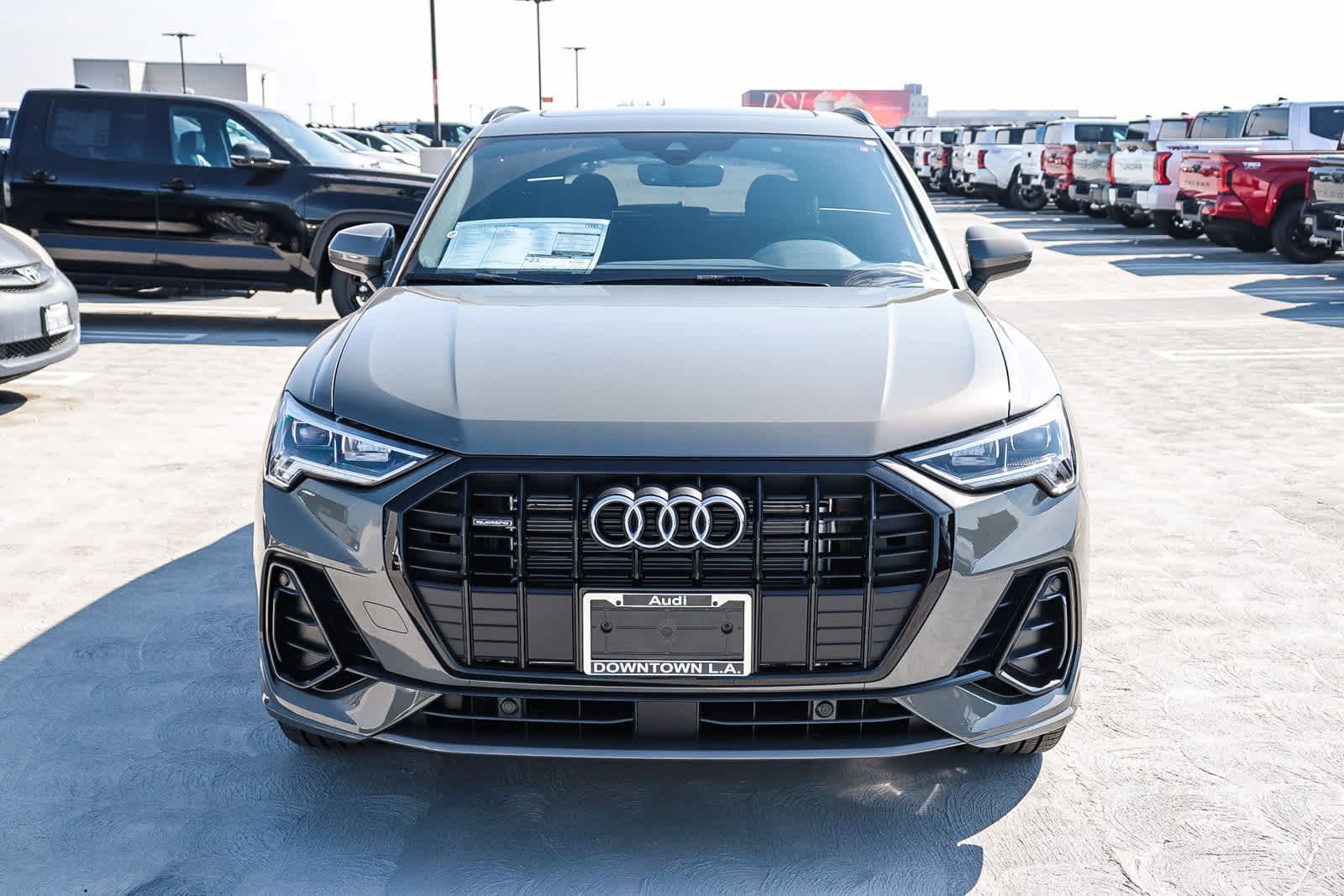 Thumbnail: 2025 Audi Q3 - 2