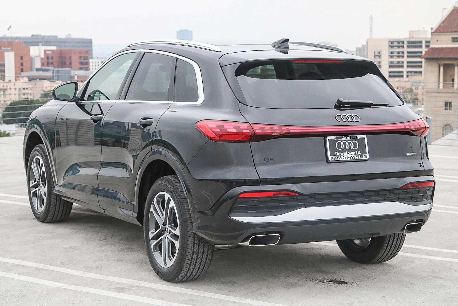 Thumbnail: 2025 Audi Q5 - 6