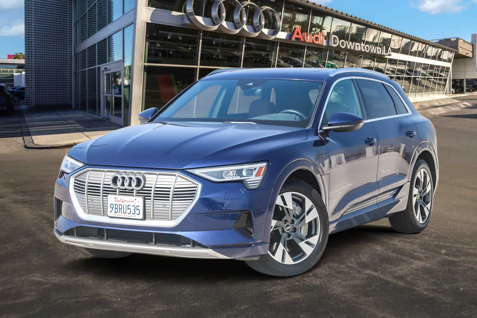 2022 Audi e-tron Premium -
                  Los Angeles, CA