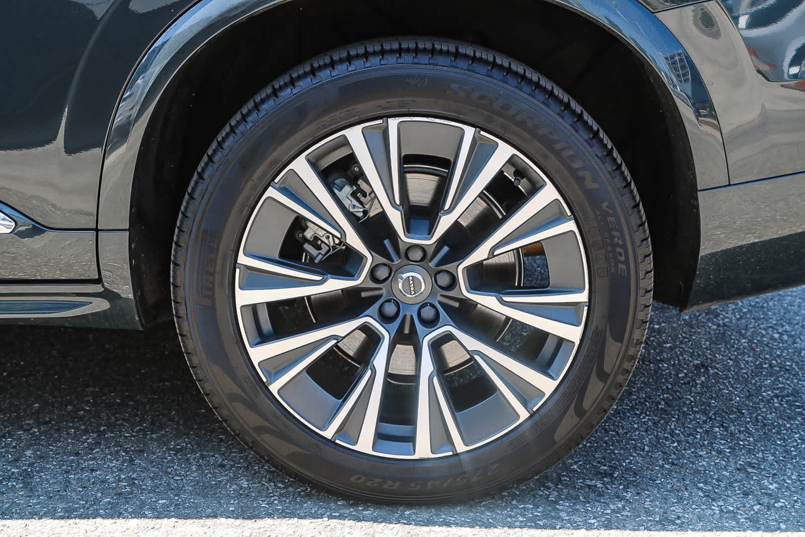 Thumbnail: 2022 Volvo XC90 - 10