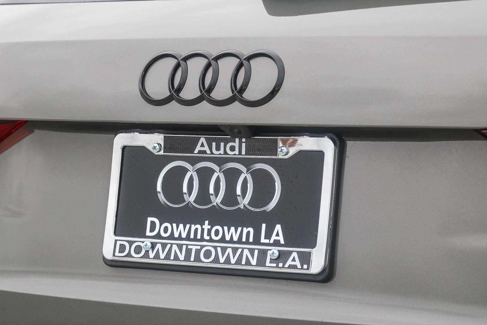 Thumbnail: 2025 Audi Q3 - 12