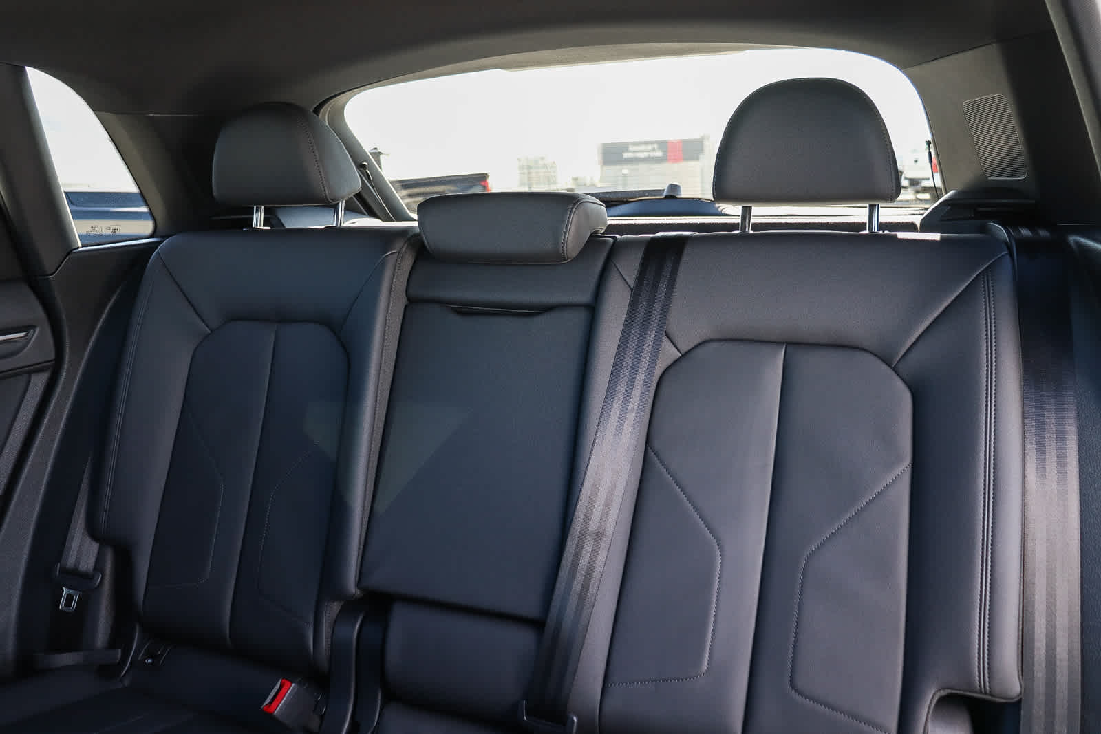 Thumbnail: 2025 Audi Q3 - 25