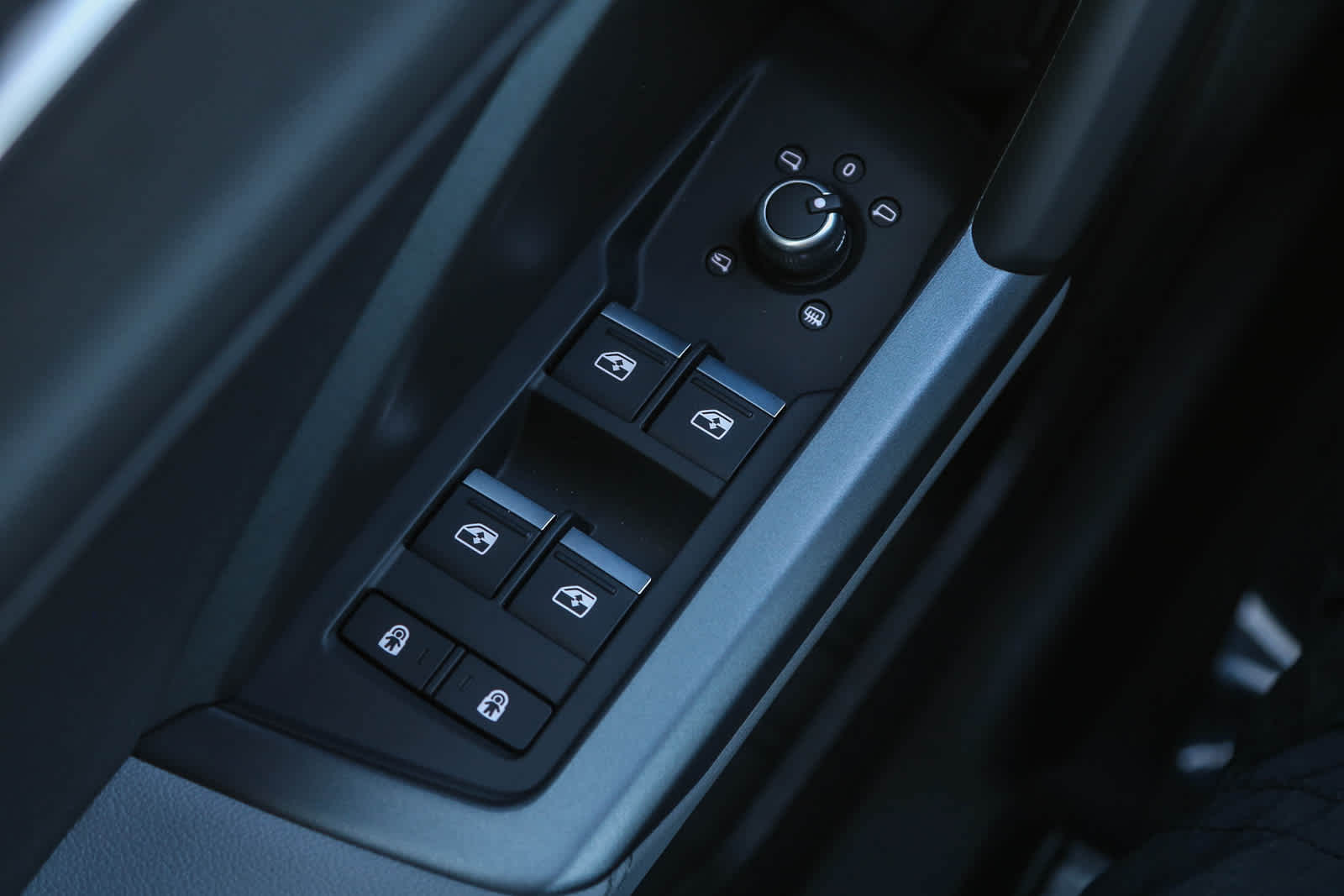 Thumbnail: 2025 Audi Q3 - 34