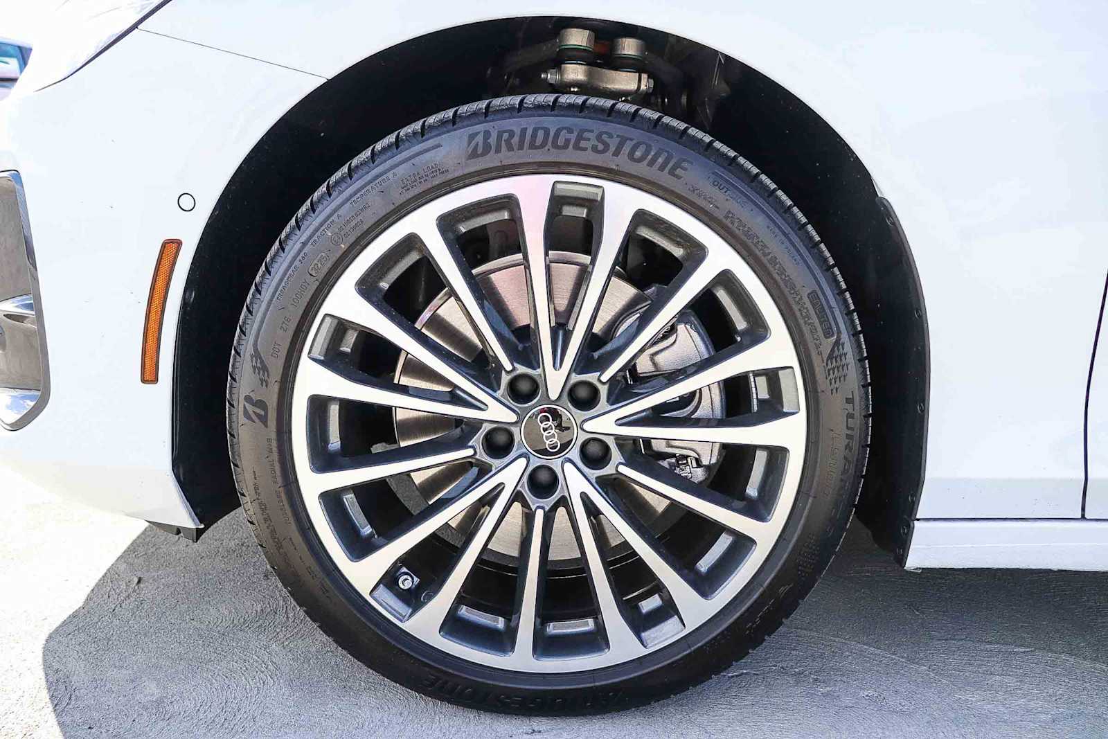 Thumbnail: 2026 Audi A6 - 13