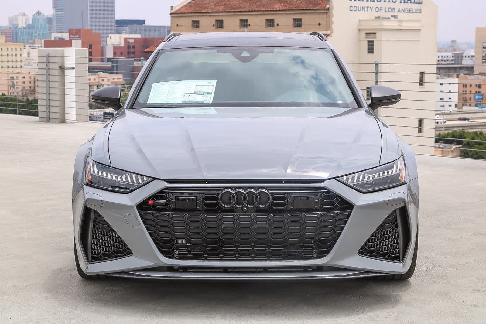 Thumbnail: 2025 Audi RS 6 - 3