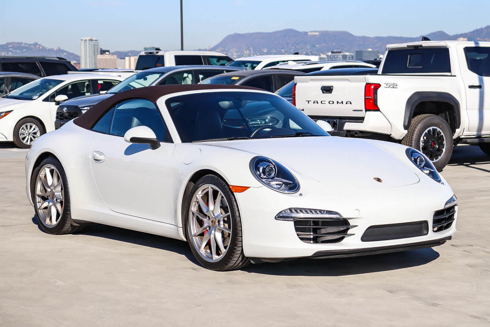 Thumbnail: 2014 Porsche 911 - 3