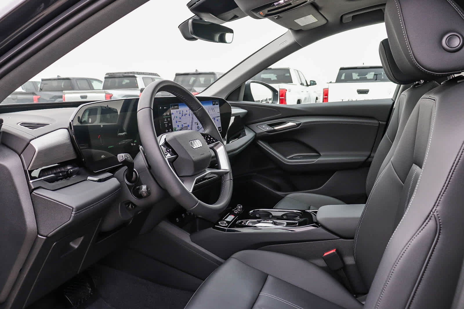 Thumbnail: 2025 Audi Q6 e-tron - 22