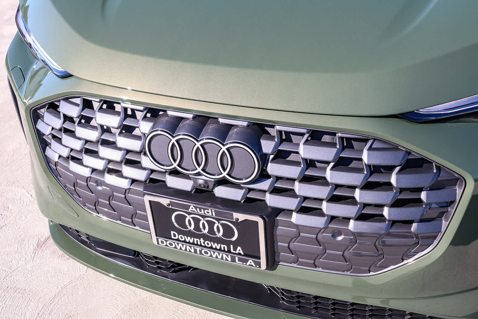 Thumbnail: 2025 Audi Q5 - 8